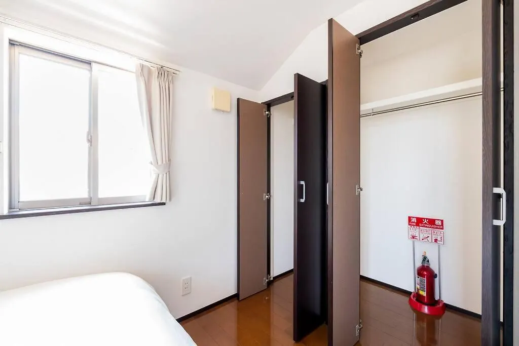Fujimi Town House Apartment Tokyo